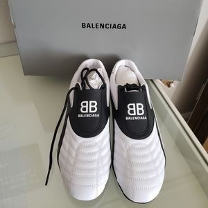 Balenciaga Zen Sneakers